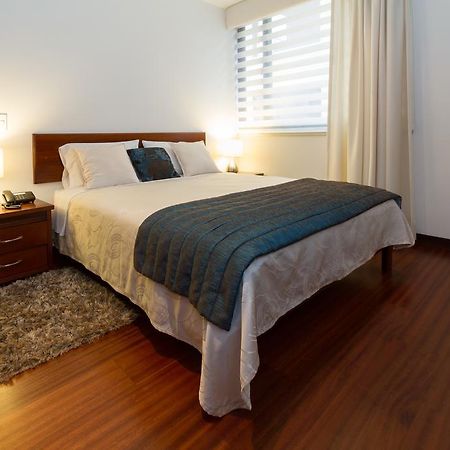 Suites Metropoli Edificio Torino Quito Zewnętrze zdjęcie