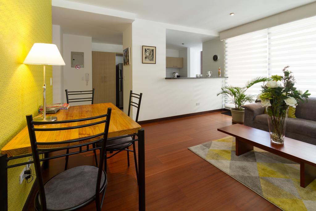 Suites Metropoli Edificio Torino Quito Zewnętrze zdjęcie
